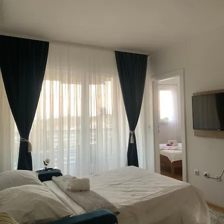 Apartment Leko