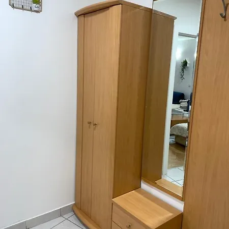 Apartman Leko *